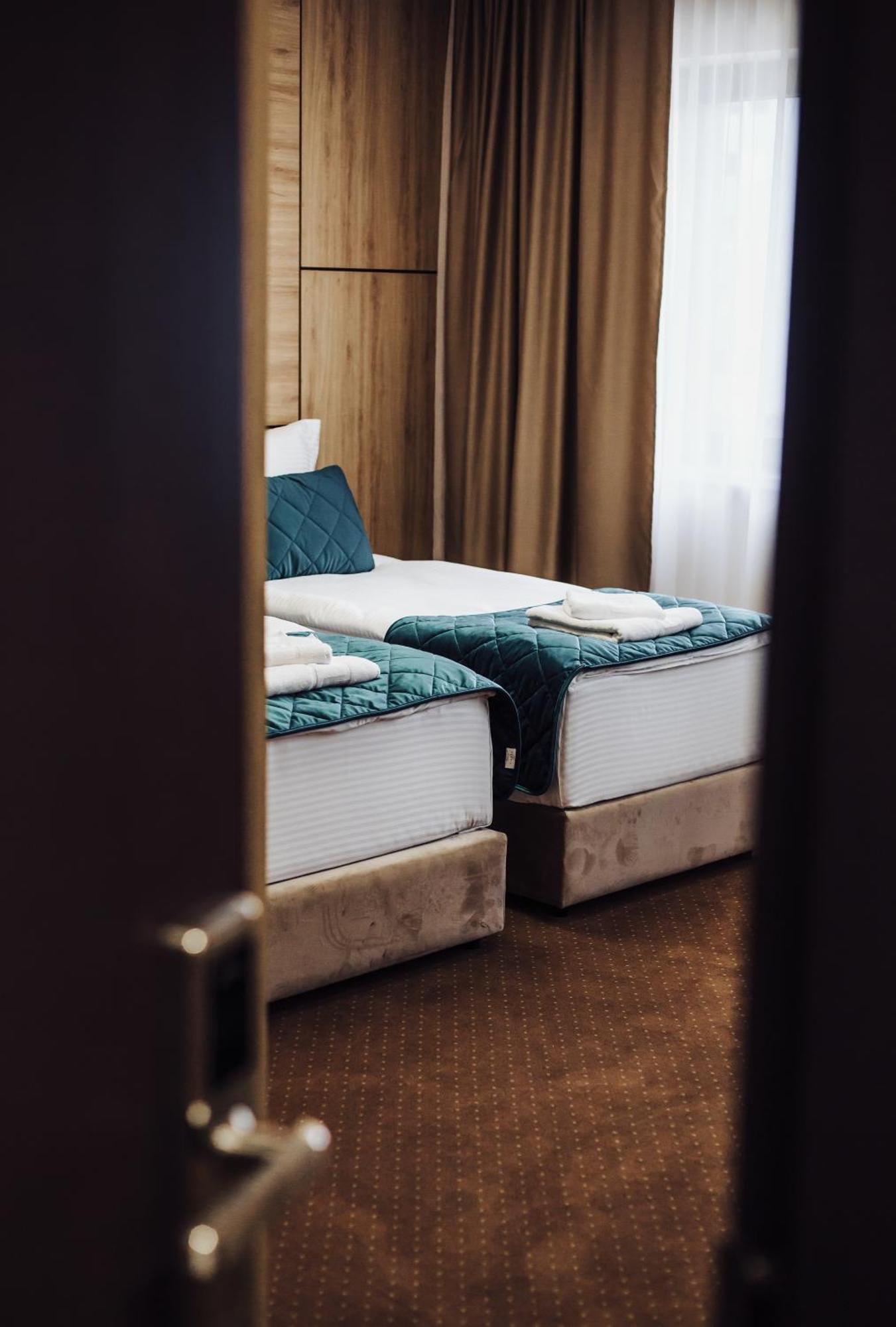 Hotel Brcko Gas Sarajevo Lukavica Экстерьер фото